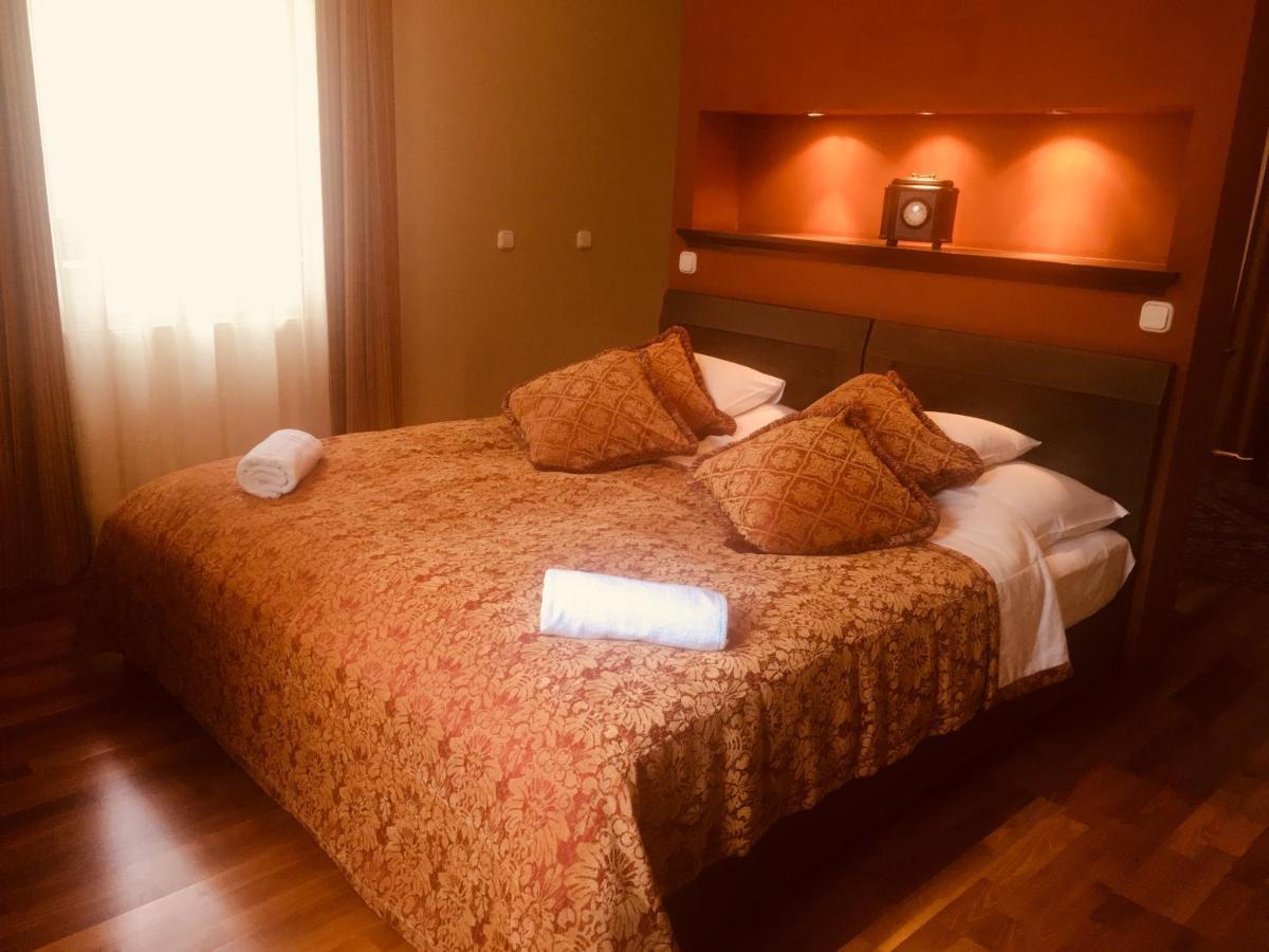 Haz Az Erdo Szelen Hotel Bánk Exterior foto
