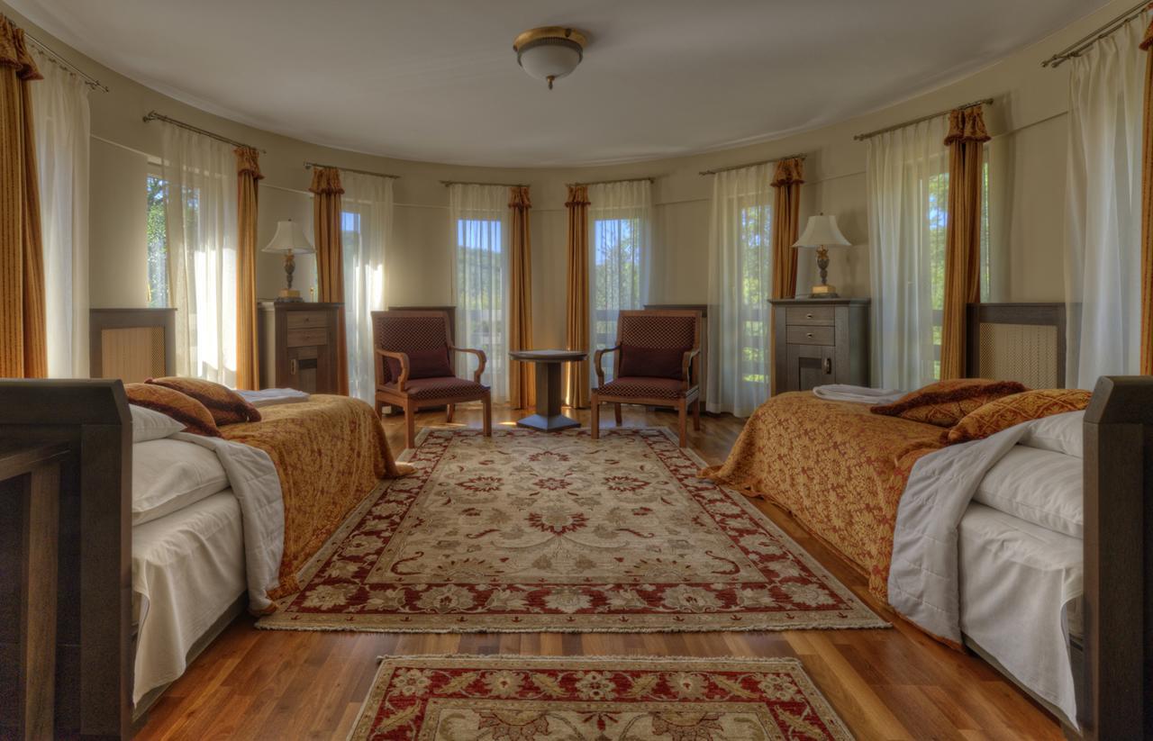 Haz Az Erdo Szelen Hotel Bánk Exterior foto